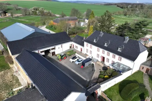 historischer-vierkanthof-immobilien-der-woche (8)
