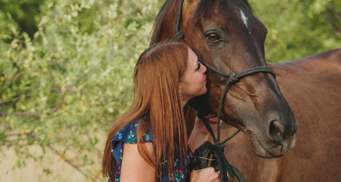 Mähnenspray selber machen Rezepte & Tipps ehorses.de Magazin
