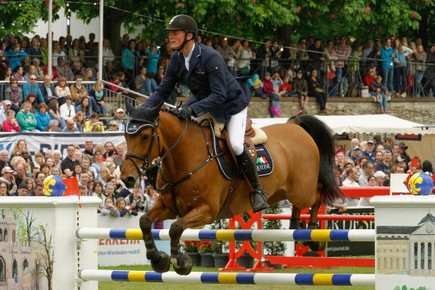 Springreiter Maurice Tebbel im Portrait
